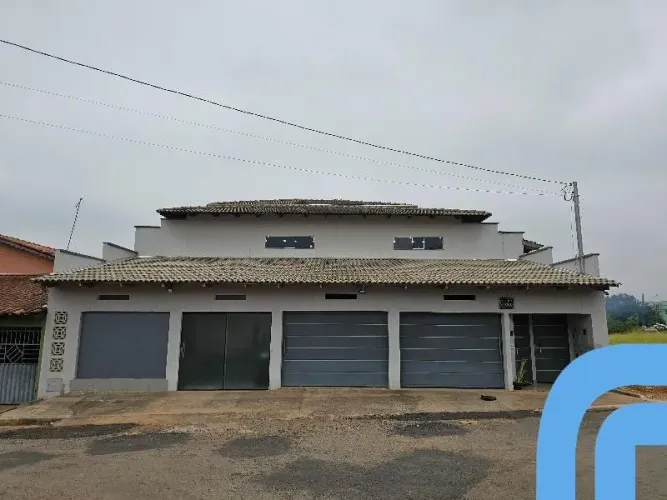 CASA COMERCIAL em Goiânia - Goiás, Parque Santa Rita
