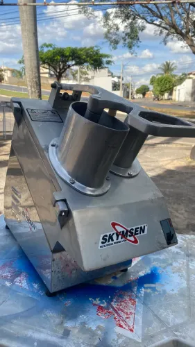 PROCESSADOR DE ALIMENTOS SKYMSEN MODELO PAIE COM UM DISCO APENAS