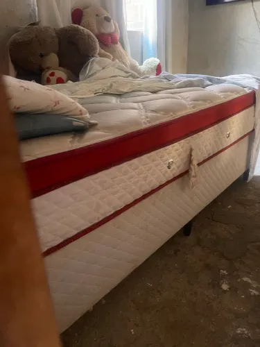 Cama Box Casal Molas Ensacadas