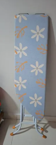tábua de Passar Roupas dobrável com suporte p/ Ferro 1 x 0,32