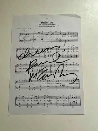 Partitura Yesterday Autografada por Paul McCartney + Certificado