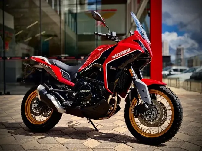 Moto Morini X-Cape Gold Edition 2026