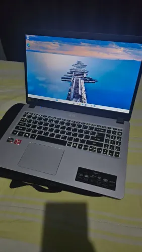 Notebook Acer Aspire 5 Ryzen 3 - 4GB / 128 SSD / HD 500GB