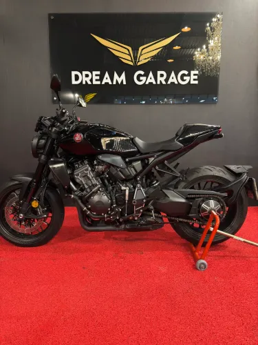 HONDA CB 1000 R 2022 BLACK EDITION