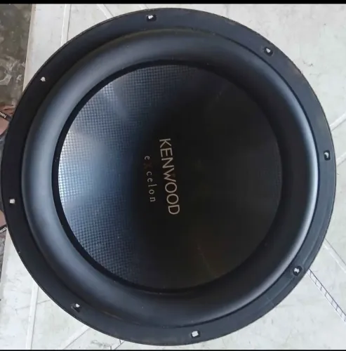 "Subwoofer Kenwood Excelon usado - funcionando - estado conforme fotos"