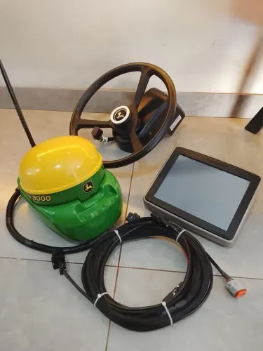 Antenas e Monitos John Deere 