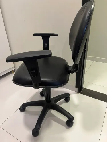 Vende cadeira de escritório