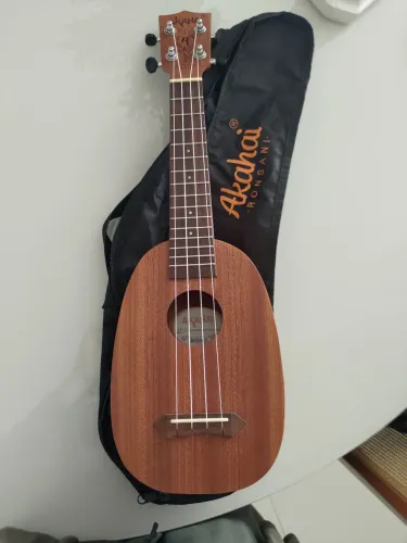 Ukulele akahai k-21 soprano acústico