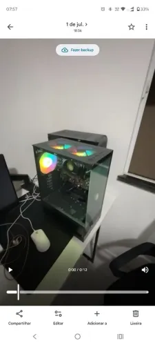 Computador Vendo peças