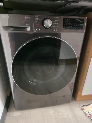 Lava e Seca LG Smart VC2 14kg Black Inox com Inteligência Artificial AIDD?