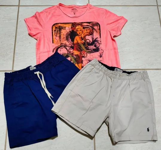 Short azul POLO RALPH LAUREN, Short bege POLO RALPH LAUREN e Blusa BIOTWO ORIGINAIS