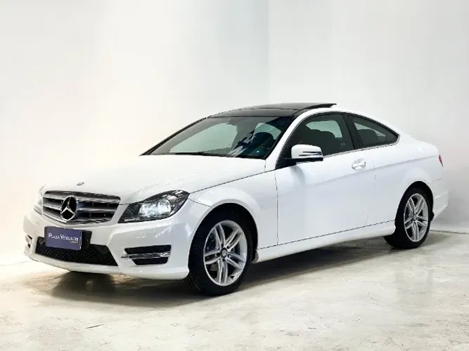 Mercedes-Benz C-180 CGI Coupe Sport 1.6 TB 16V Aut. 2014