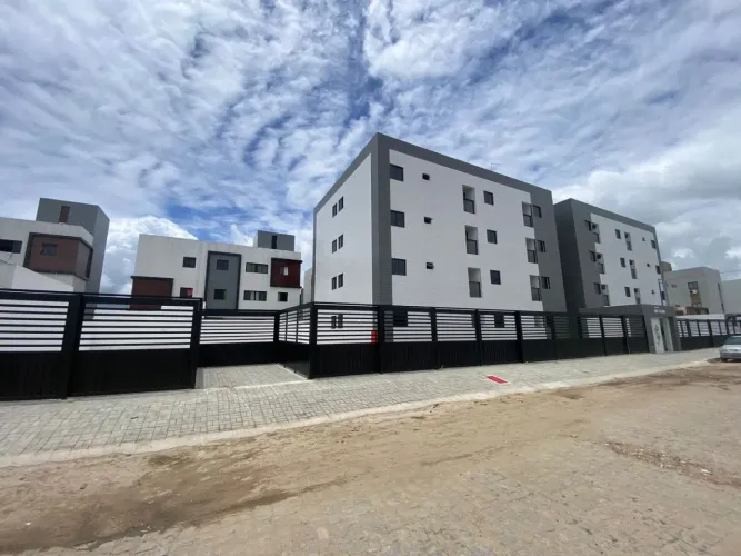 Apartamento com 2 dormitórios à venda por R$ 155.000,00 - Paratibe - João Pessoa/PB