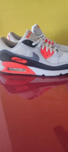Tênis Nike Air Max 90