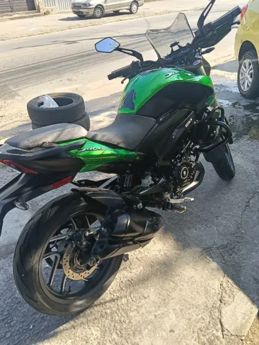 Bajaj Dominar D400 2025/205