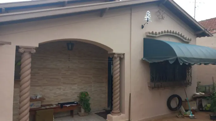 Casa perto do centro a 850 metros da prefeitura