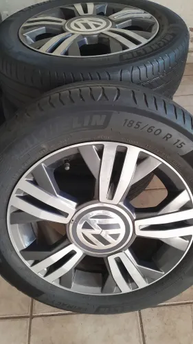 Rodas VW aro 15 up tsi original