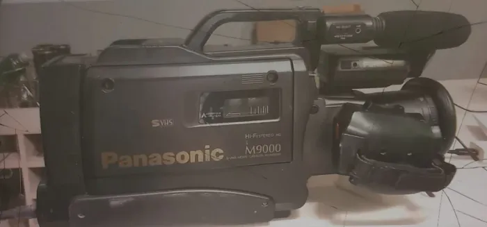 Filmadora Panasonic M9000