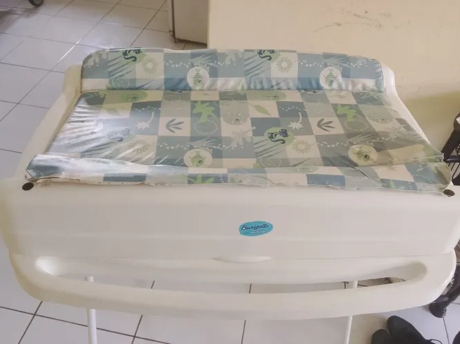 Banheira Burigotto com suporte