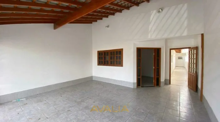 Casa residencial para alugar em Indaiatuba (Jardim Tropical) 3 quartos, 1 suíte, 2 vagas