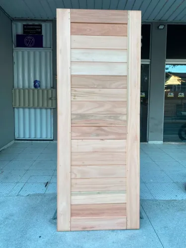 PORTA DE MADEIRA MACIÇA EUCALIPTO 2.10X 60CM 70CM 80CM - PREÇO BAIXO