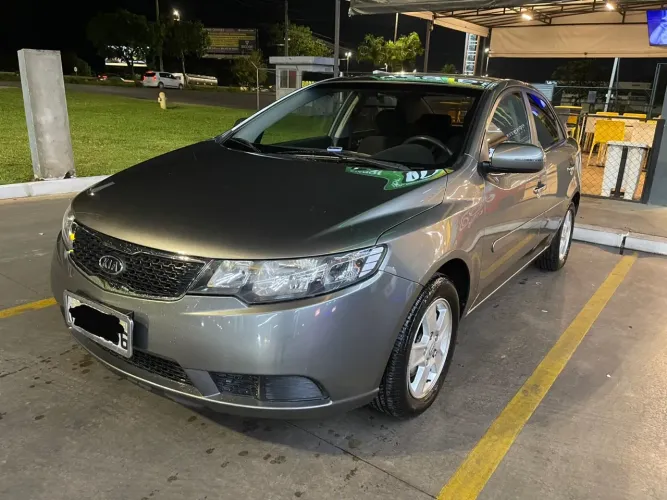 Kia Motors Cerato 1.6 16V Mec. 2011