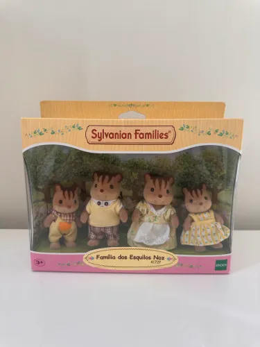 Sylvanian Families Familia dos Esquilos Nós