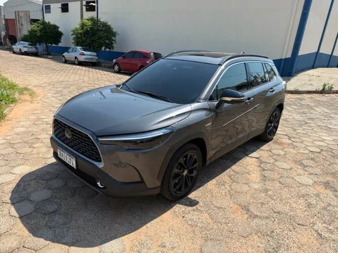 Toyota Corolla Cross SE 1.8 16V Aut. (híbrido) 2022