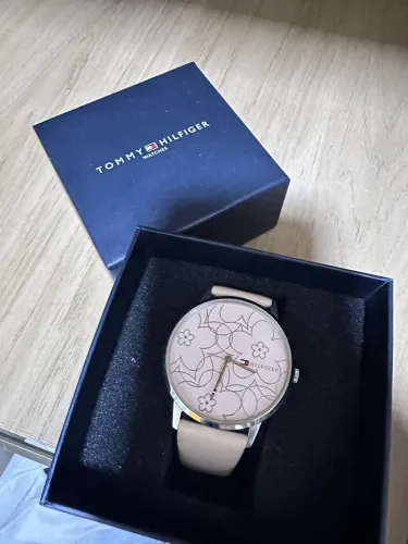 Relógio Tommy Feminino