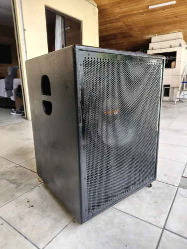 Subwoofer 18 ativo 1200rms
