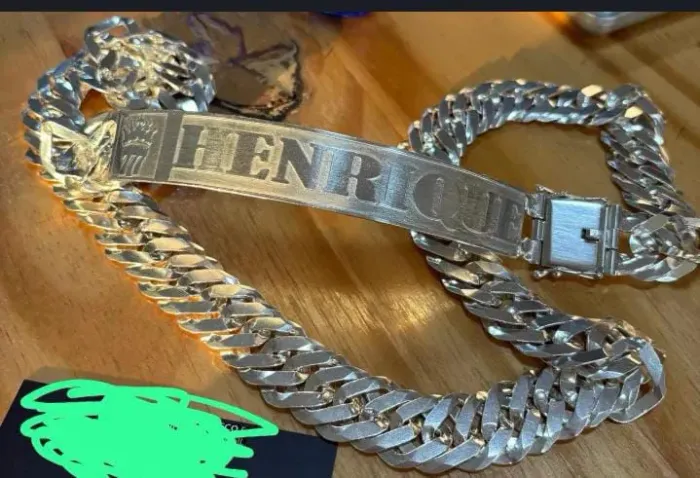 Corrente de prata