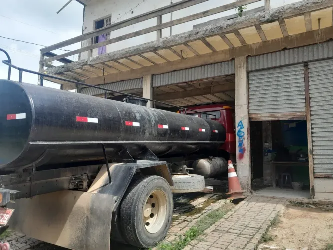 Vendo caminhão