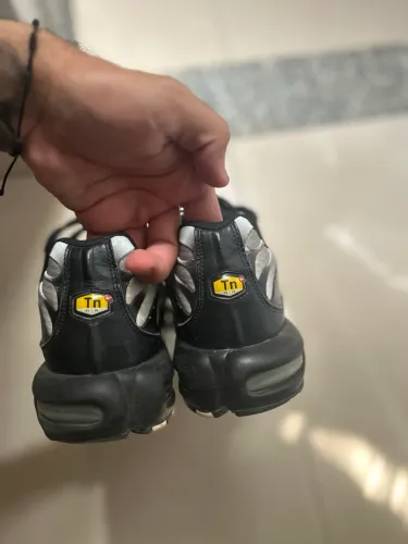 Tênis air Max TN (Troco por tênis de corrida)