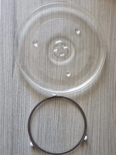 Prato de micro-ondas Brastemp 21 L e a pulseira 