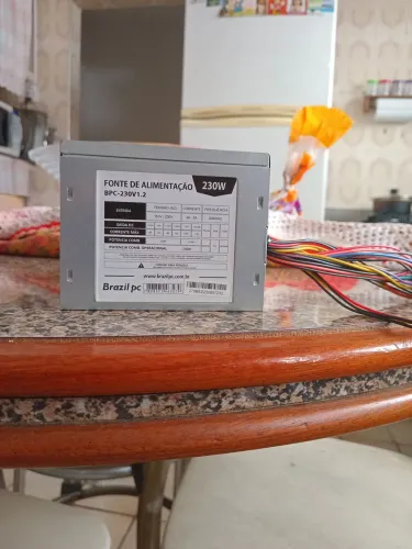 Fonte de alimentação 230w