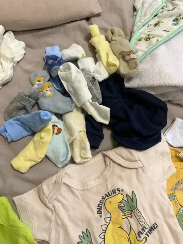 Vendo lote de roupa de bebê
