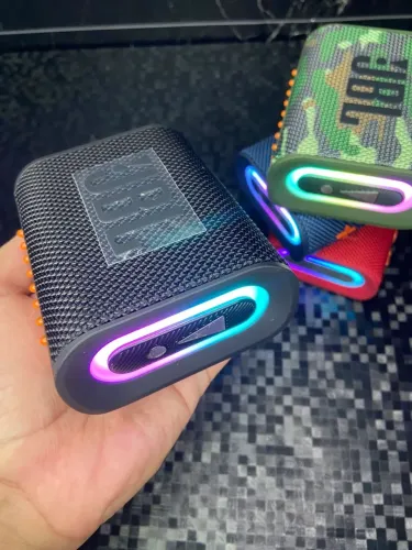 Caixinha de som JBL - Qualidade Sonora e Design Moderno