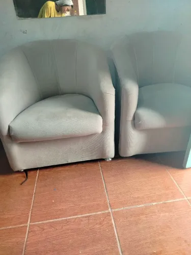 Duas poltronas 