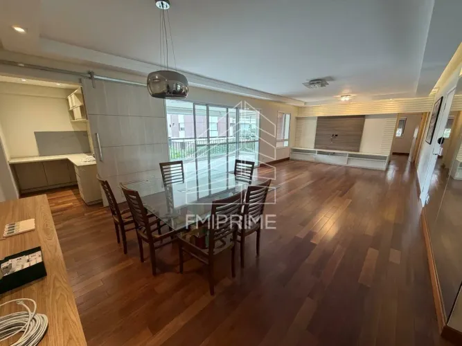 Apto lindo casa das caldeiras