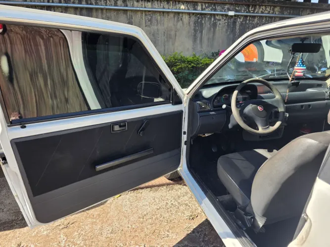 Fiat Uno Mille 1.0 Fire/ F.flex/ Economy 2P 2013