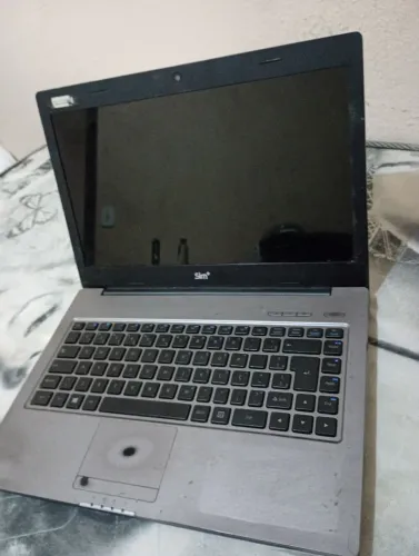Notebook para uso ou retirada de peças