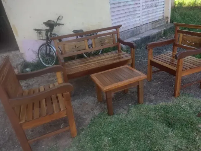 Jogo de banco rústico 