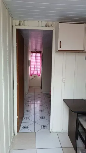 Aluga-se uma kitinet!!