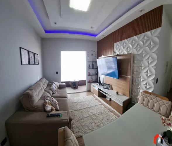 Apartamento com Sacada 5 Minutos da Estrada de Itapecerica