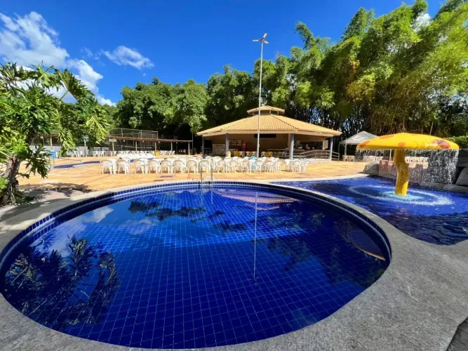 Flat de 02 Quarto Próximo ao Centro no Golden Dolphin Grand Hotel em Caldas Novas GO