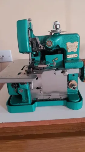 Máquina Overloque