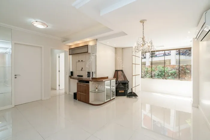 Apartamento semimobiliado para alugar no Bela Vista com 2 quartos (1 suíte)