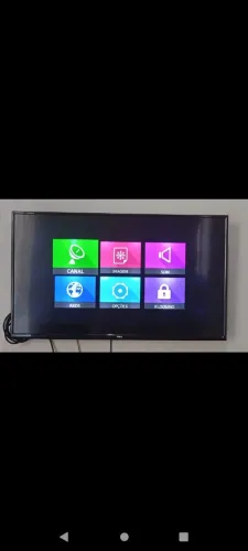 Vendo smartv 40 polegadas, em bom estado.