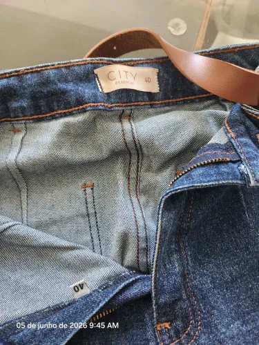 Calça jeans com lycra