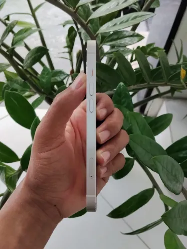 iPhone 13 novinho 128Gb